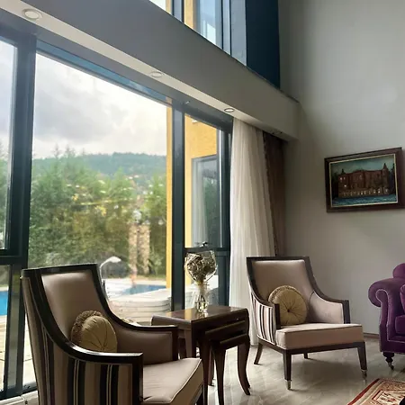 Villa Private With Heated Pool In
